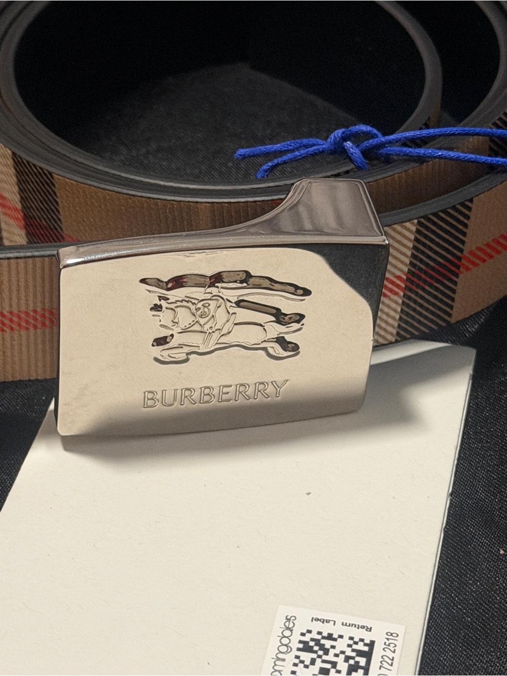 Burberry Reversible Knight Belt Size 95 cm/ 38 in Color Black & Beige - Picture 4 of 5